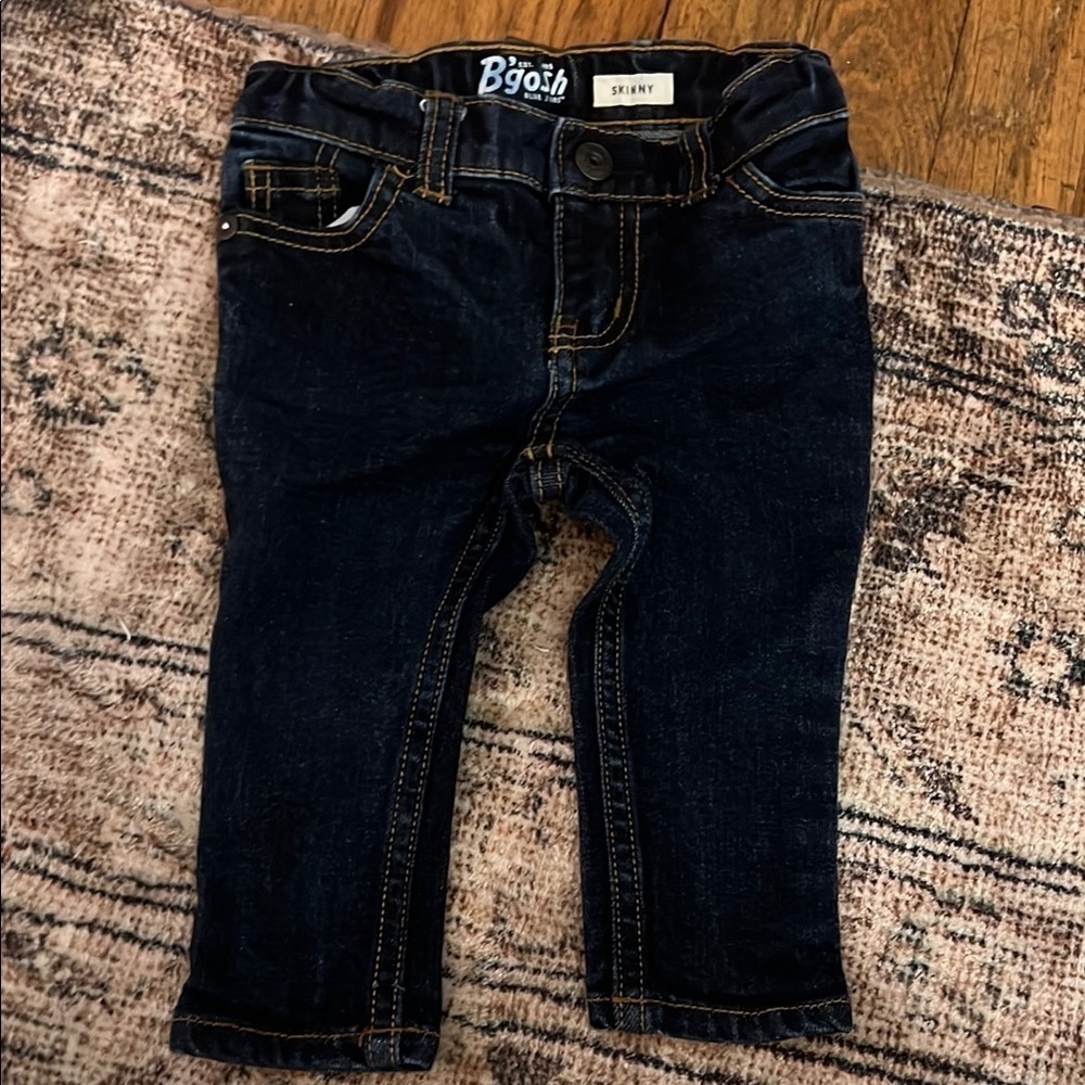 OshKosh B'gosh Dark Blue Jeans 6-9 Months EUC